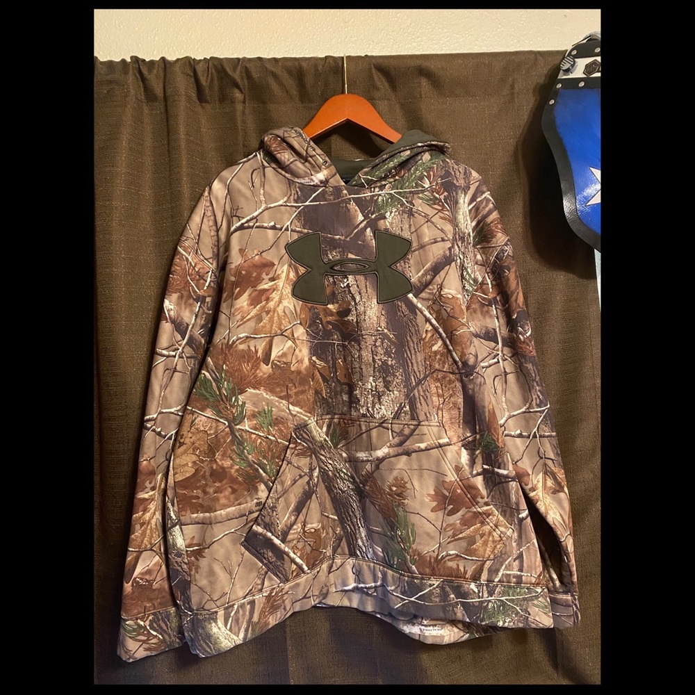 Underamour Camo Hoodie